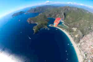 Marmaris’te Tatildeyken Yamaç Paraşütü