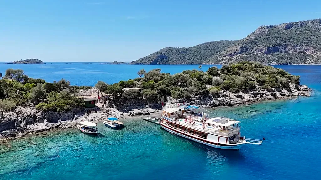 Ölüdeniz Kelebekler Vadisi Tekne Turu