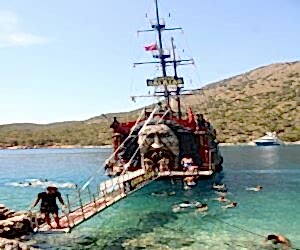 Ölüdeniz Kelebekler Vadisi Tekne Turu